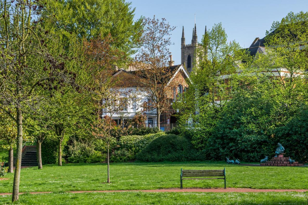 Castle Properties: The Duchess, 3 Bed Family Cottage Windsor Kültér fotó