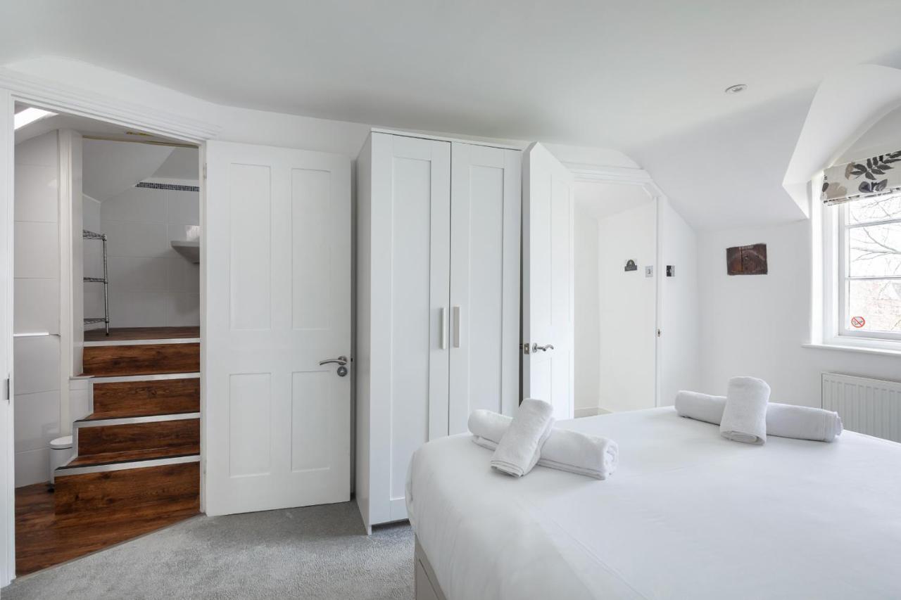 Castle Properties: The Duchess, 3 Bed Family Cottage Windsor Kültér fotó