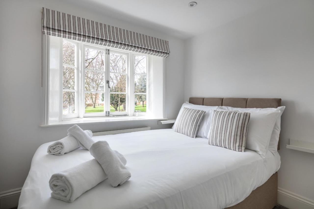 Castle Properties: The Duchess, 3 Bed Family Cottage Windsor Kültér fotó