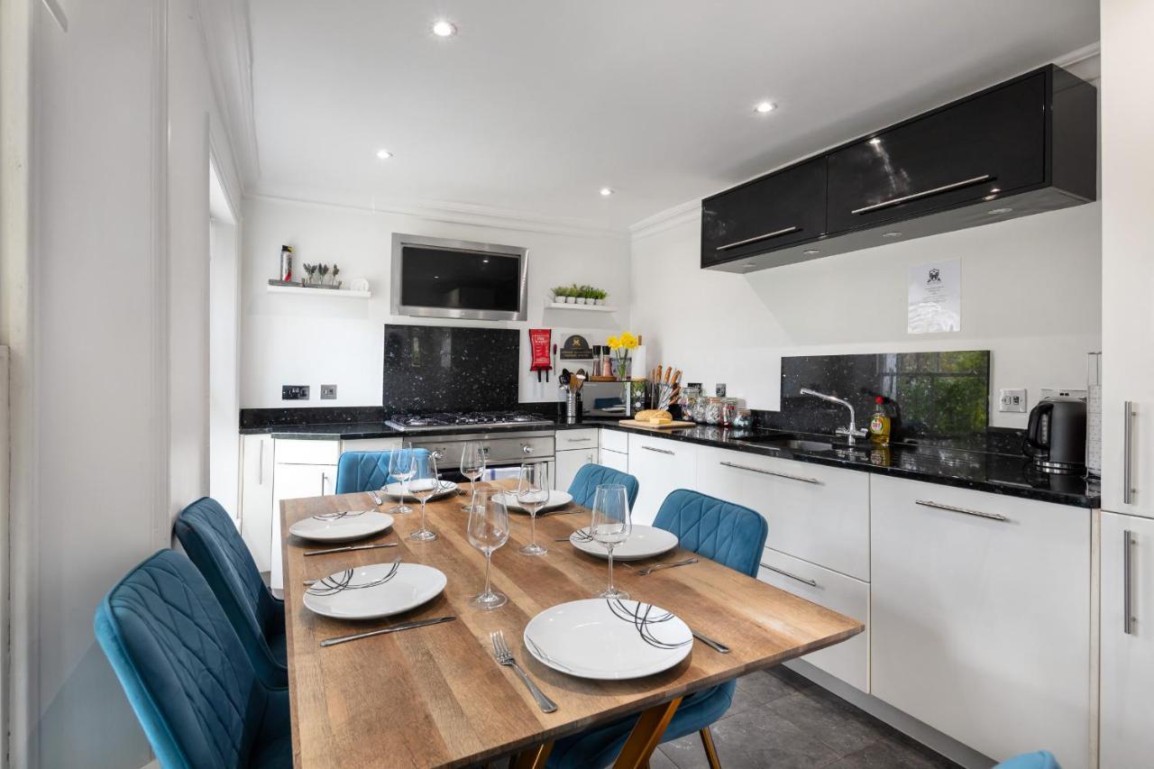 Castle Properties: The Duchess, 3 Bed Family Cottage Windsor Kültér fotó
